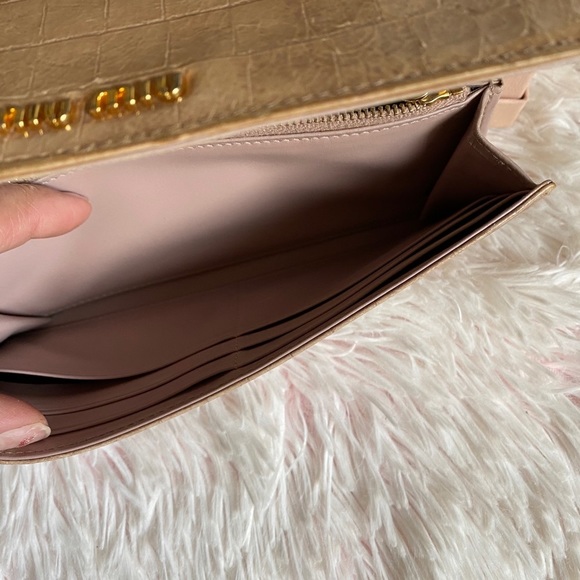 Authentic Miu Miu wallet - Picture 7 of 9
